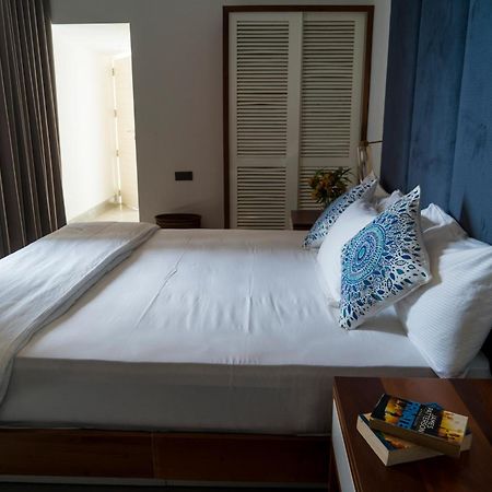 Four Petals Inn Colombo Extérieur photo