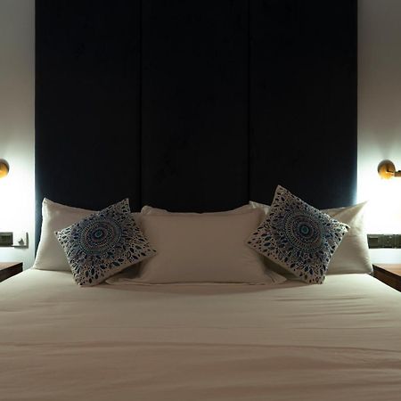 Four Petals Inn Colombo Extérieur photo