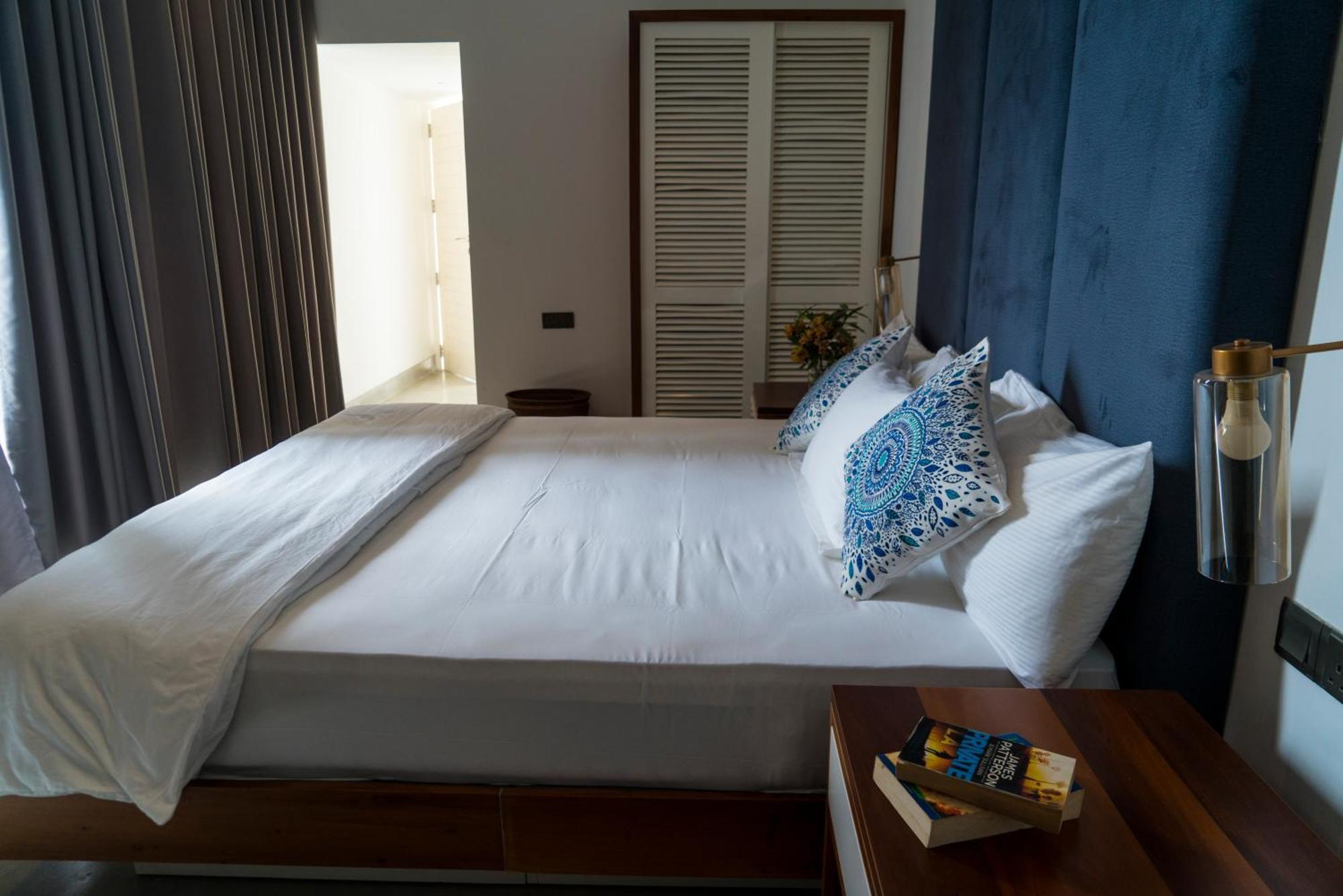 Four Petals Inn Colombo Extérieur photo