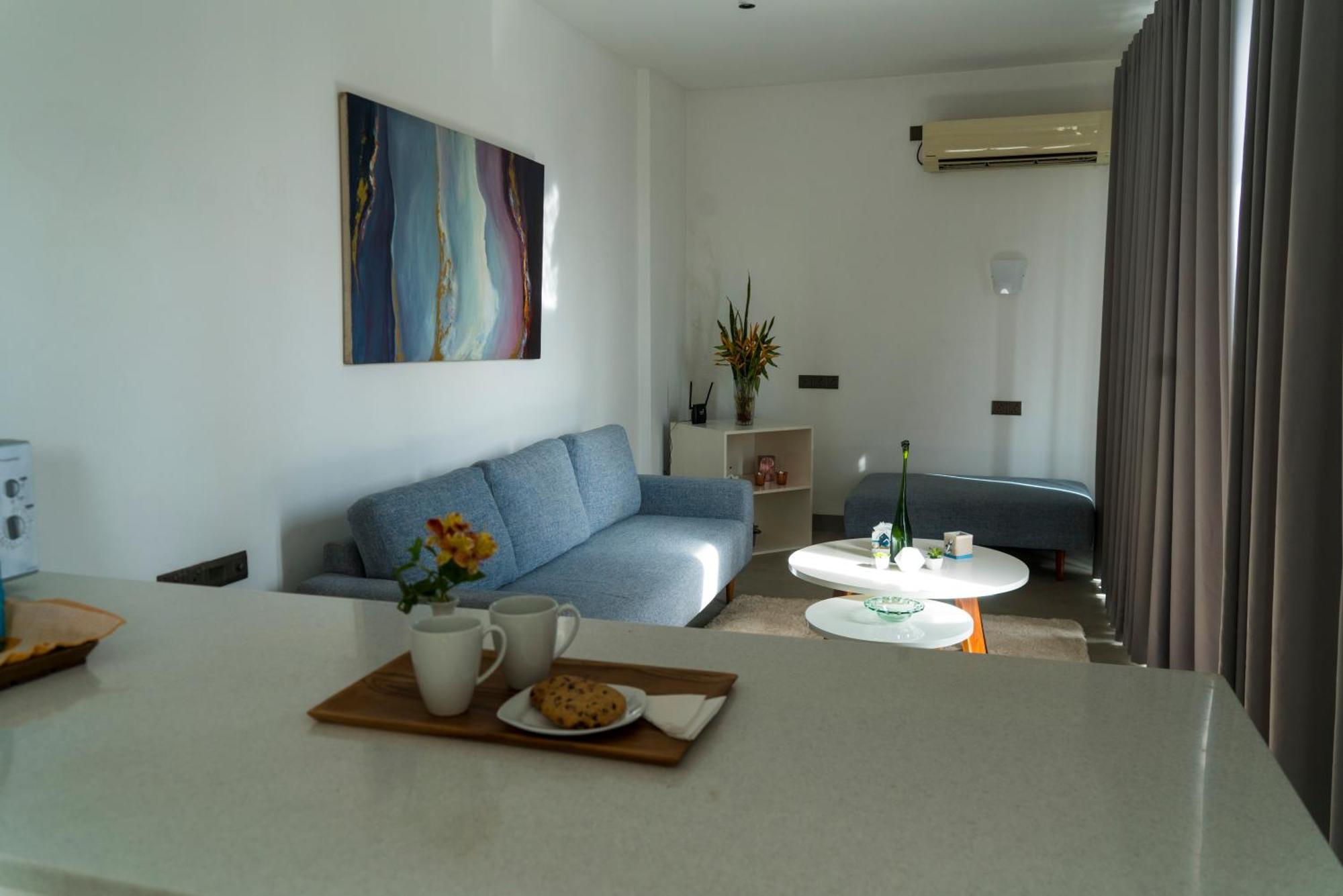 Four Petals Inn Colombo Extérieur photo