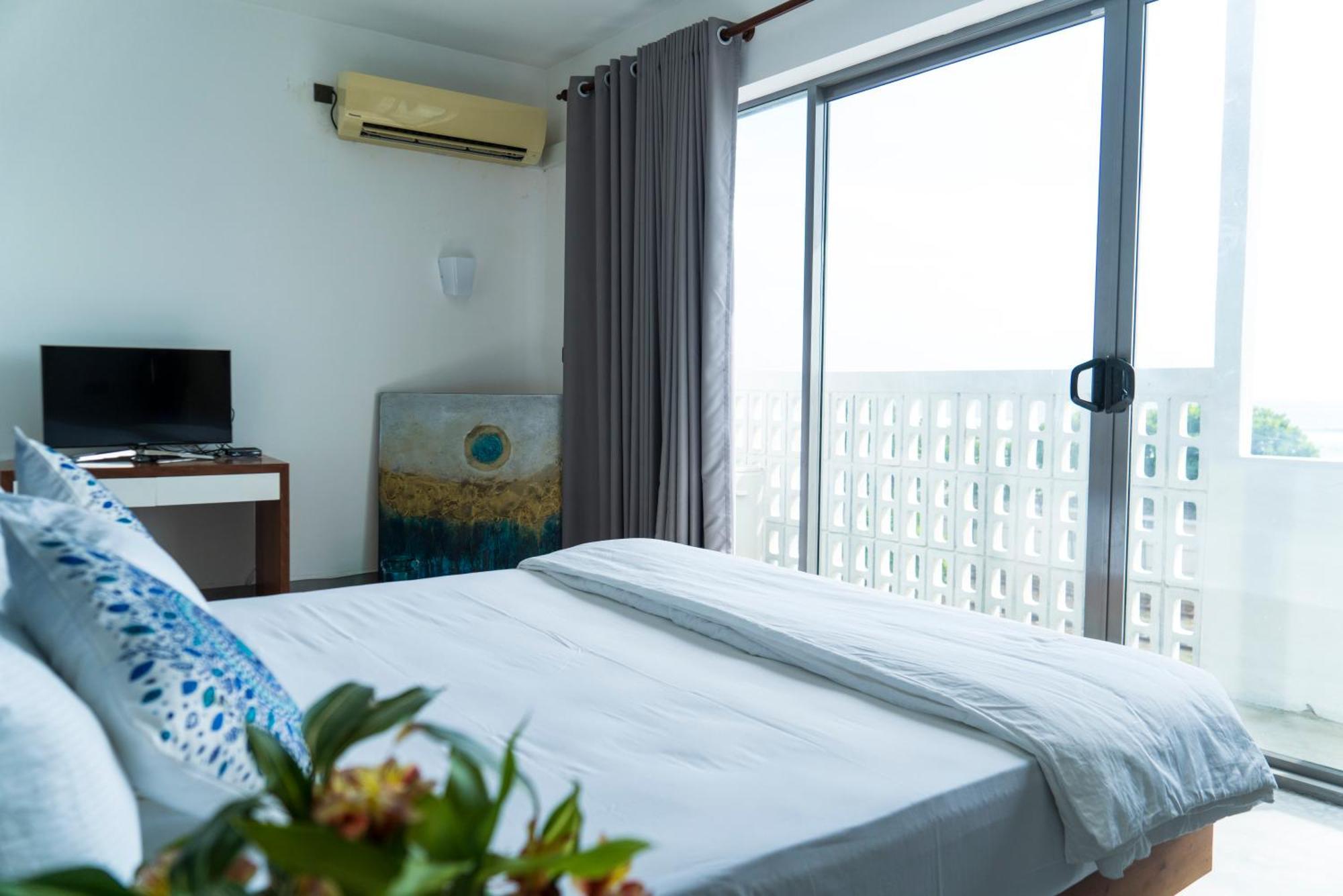 Four Petals Inn Colombo Extérieur photo