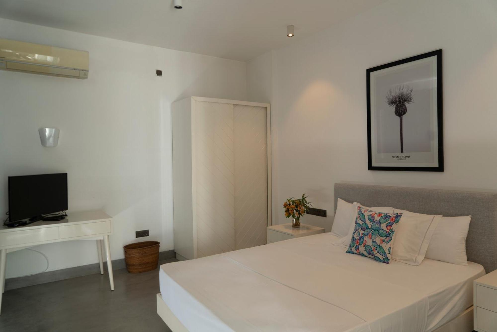 Four Petals Inn Colombo Extérieur photo