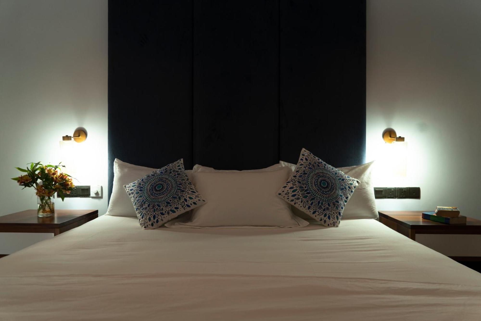 Four Petals Inn Colombo Extérieur photo